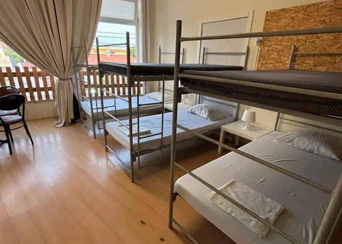 Hostel Garden Aradas