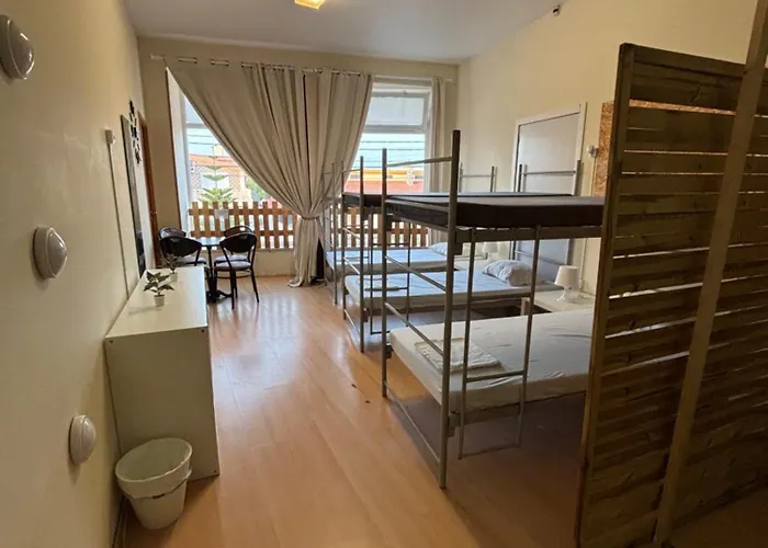 Hostel Garden Aradas